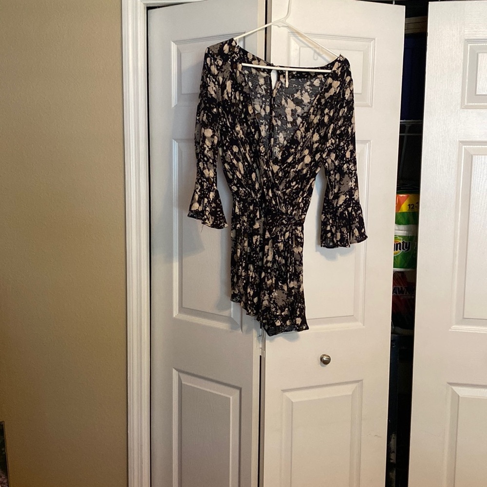 Very cute Free people romper size small
